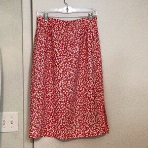 J. Crew Women’s Polyester Skirt. Size Small, Elastic Waistband, Side Pockets.